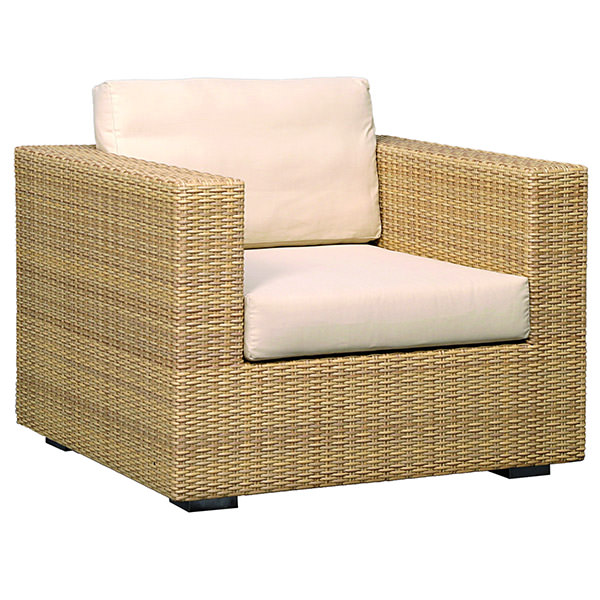 Synthetic Rattan Seat With White Cushions 1 SR S CH 027