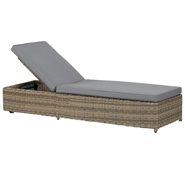 Brown Synthetic Rattan Lounge Chair With Gray Mattress 1 SR SLC 002 1